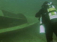 Christian trifft auf das Wrack Dixi