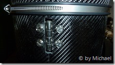 Scharniere mit Schellen